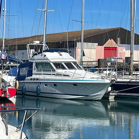 Botel Bateau 2 Ou 3 Personnes Fecamp